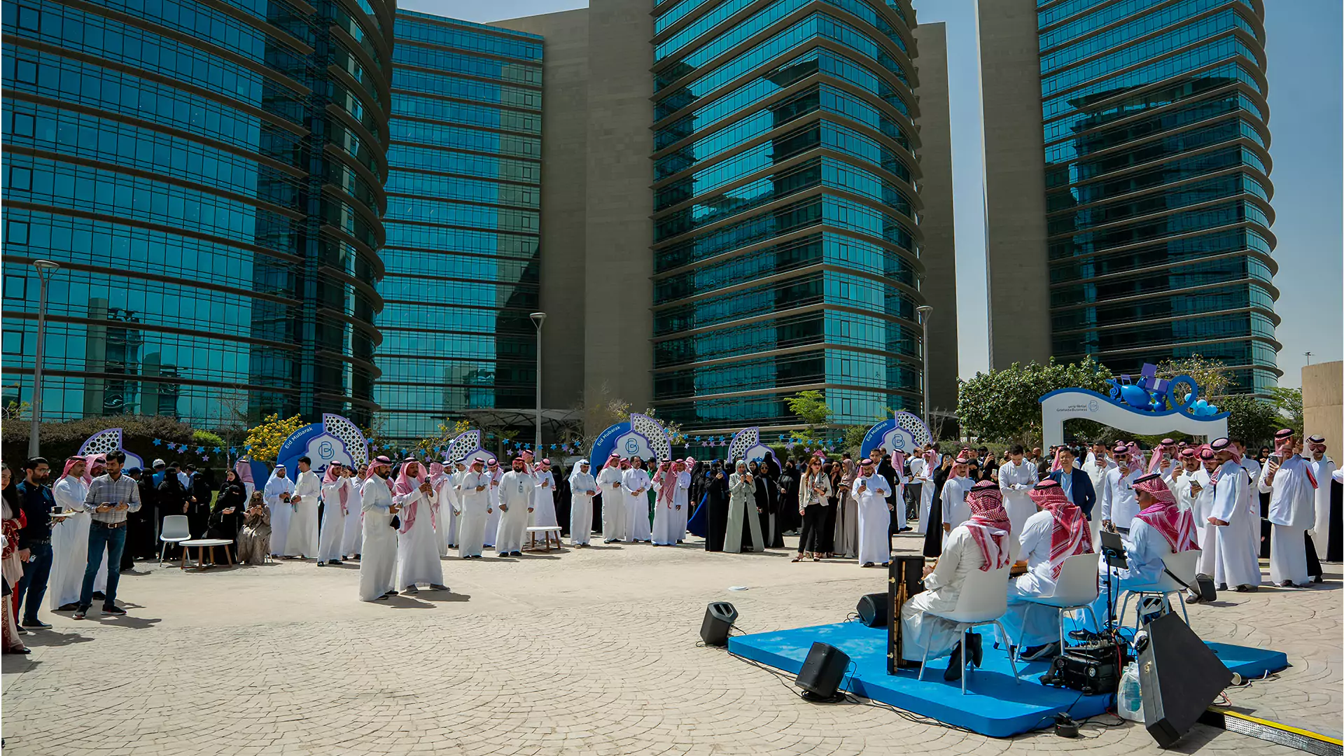 Crowd gathered for live Eid performance at Granada Business event